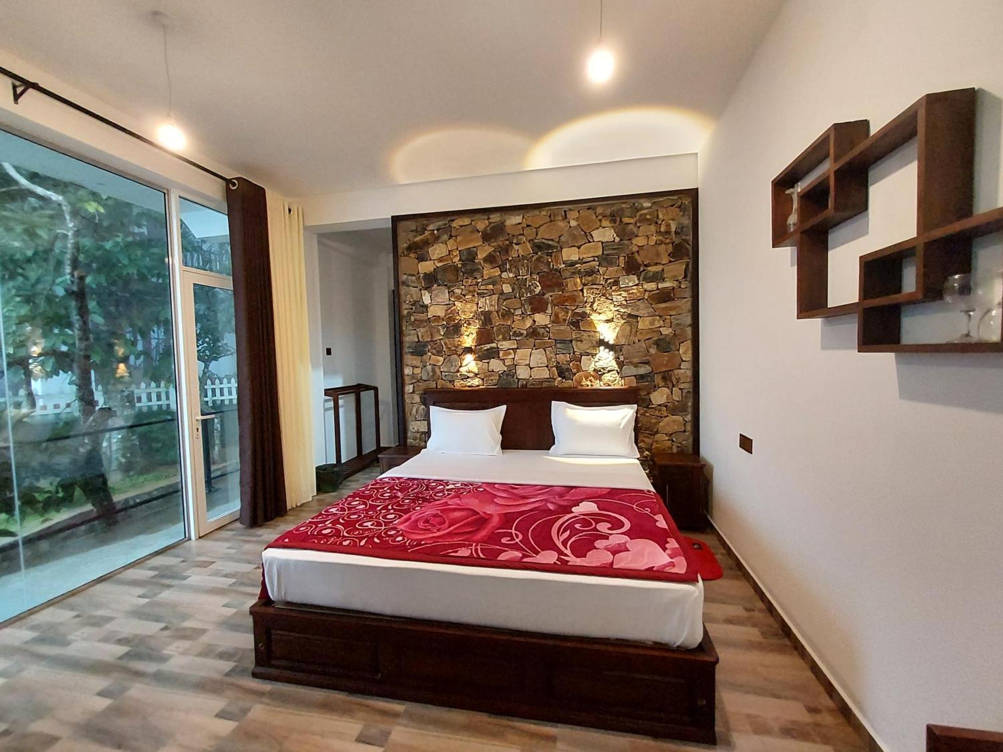 Nine Arch Gap Hotel Ела Екстериор снимка